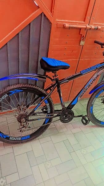 MTB cycle Good condition all back gear work DISK BRAKES 7