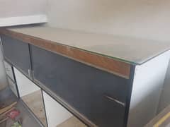 shop counter for salle