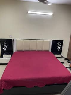 King size Bed Set On SALE