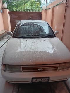 Nissan Sunny 1992