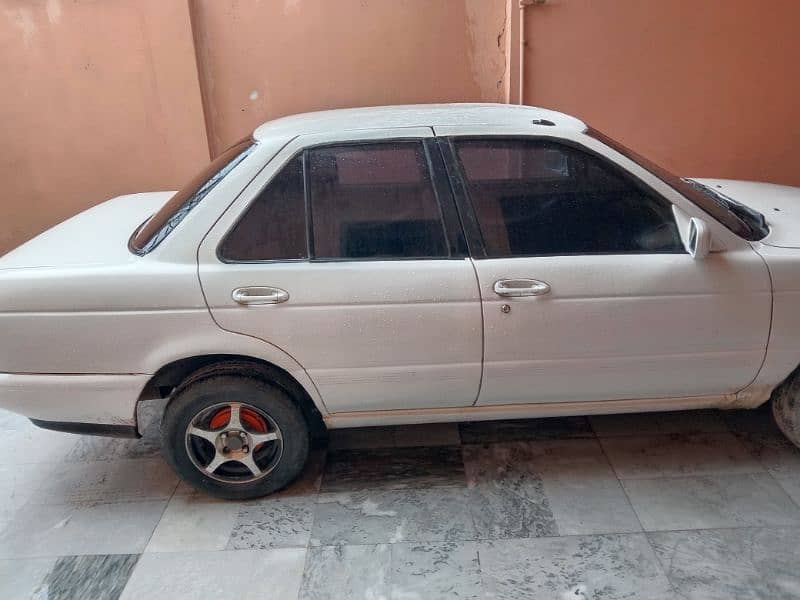 Nissan Sunny 1992 2