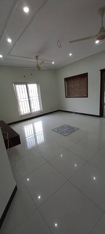 10 Marla Double Storey House Available For Rent 9