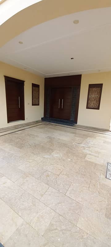 10 Marla Double Storey House Available For Rent 20