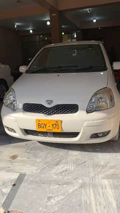 Toyota Vitz 2002