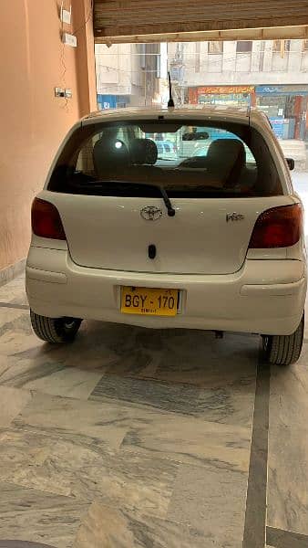 Toyota Vitz 2002 3