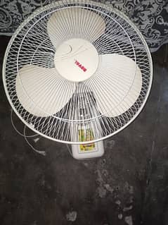 Royal fan Same like new