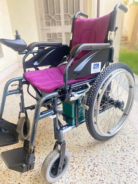 Electric wheelchair 1