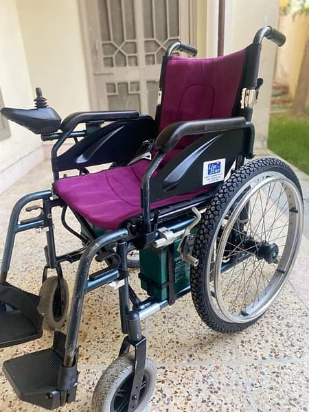 Electric wheelchair 5