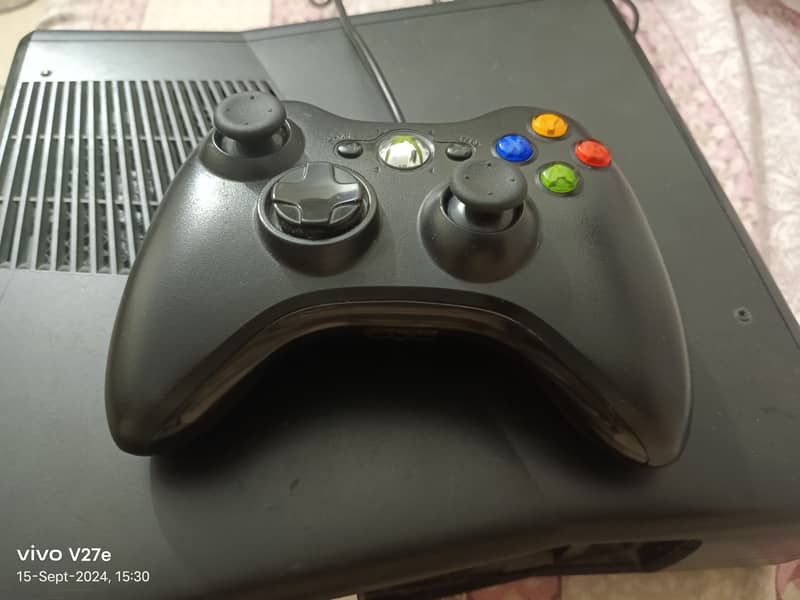 For Sale: Xbox 360 S with 250 GB HDD Gaming Console 2