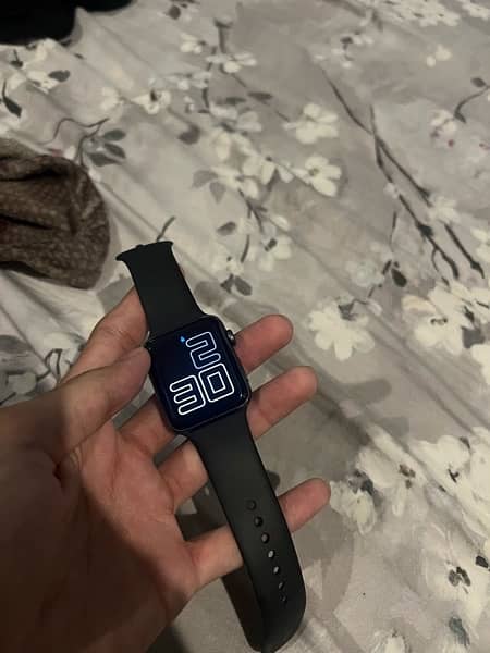 Apple Watch Series 3 (42mm) 2