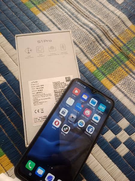 vivo s1 pro 8/128 8