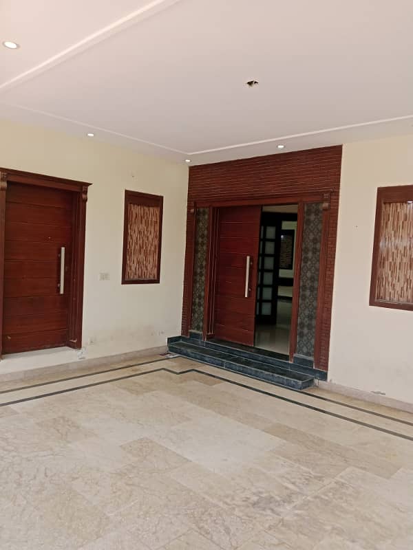 10 Marla Double Storey Corner House Available For Rent 2