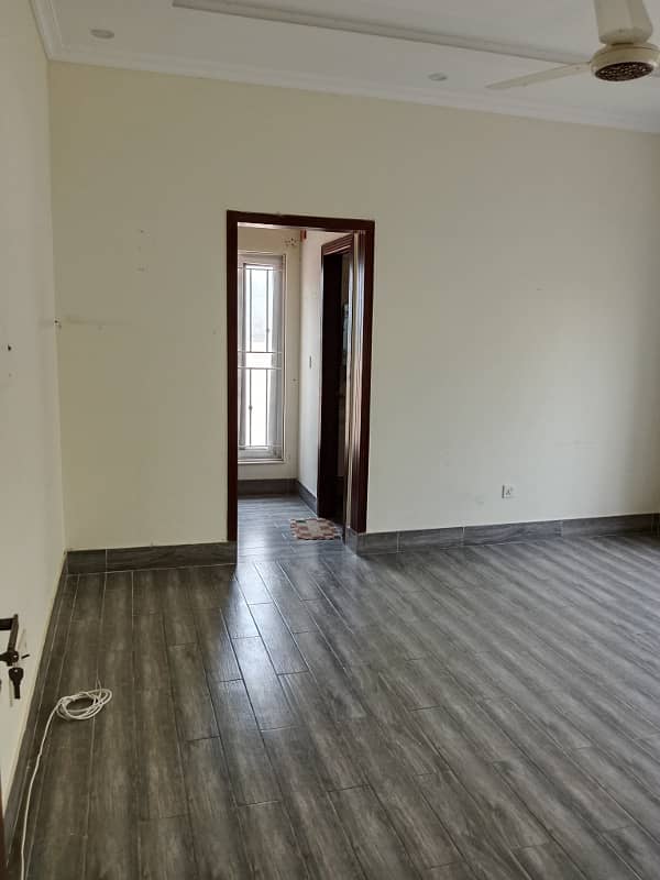 10 Marla Double Storey Corner House Available For Rent 13