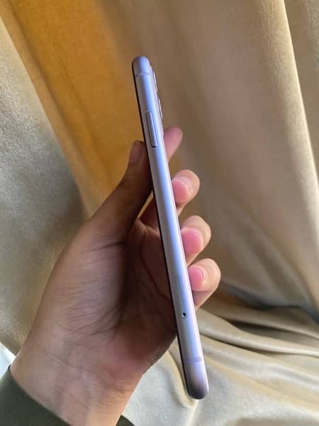 Iphone 11 128gb Non PTA purple 5