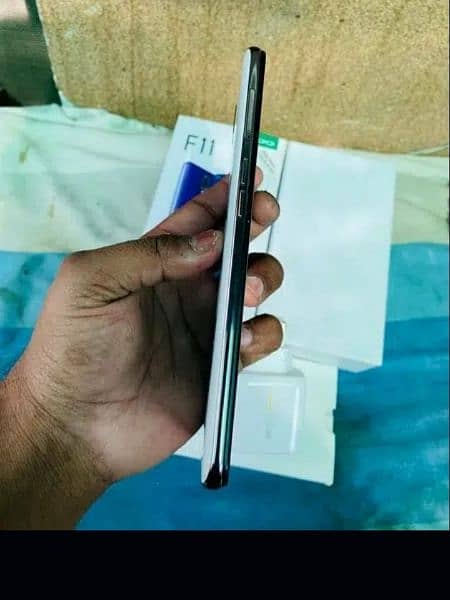 Oppo F11 1