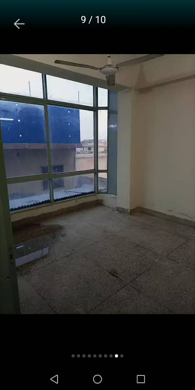 Rjstri intqal wala beautiful flat 18hzr rent pr lga prime location 2