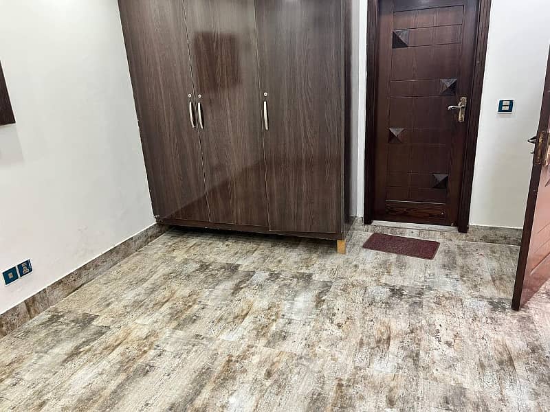 LUXARY ONE BED APARTMENT FOR RENT IN BAHRAI TOWN LAHORE. 1