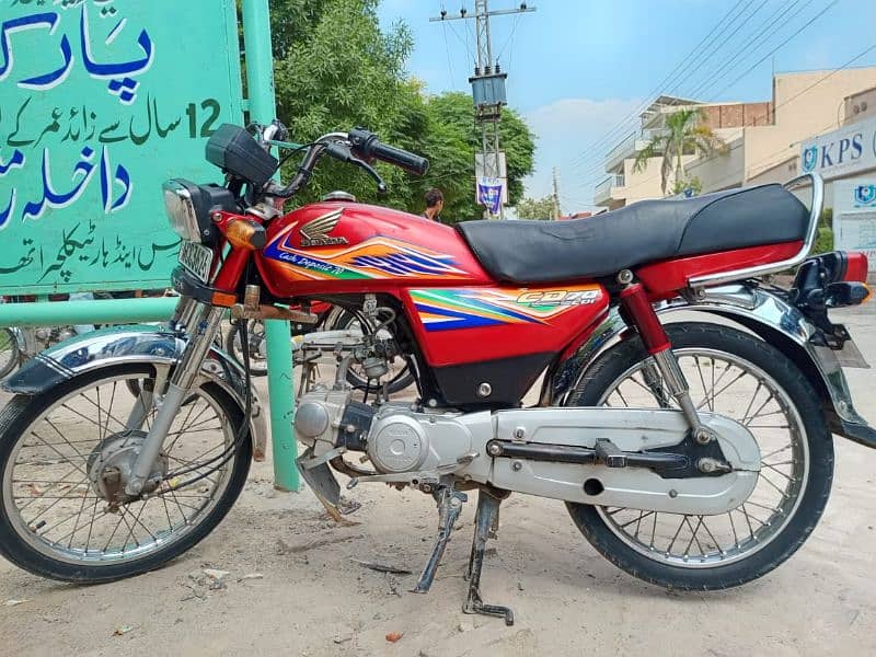 Honda CD 70 for sale at good price 1