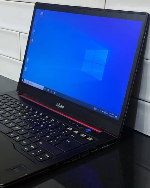 Laptop Fujitsu 1