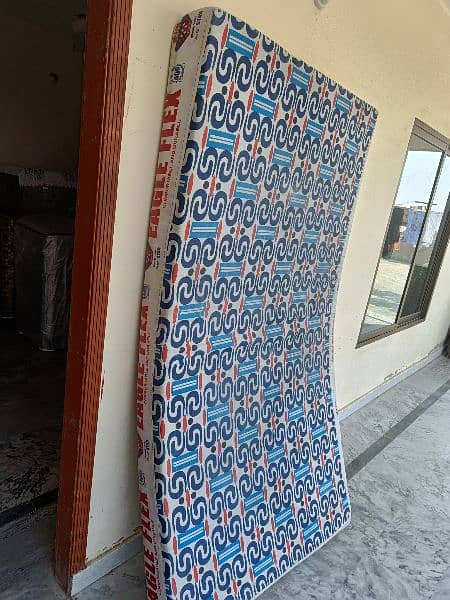 Single Mattress ( 6 inch ) in good condition 1