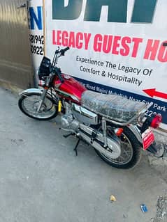 Honda 125 model 2023  salaf satart number03487874738