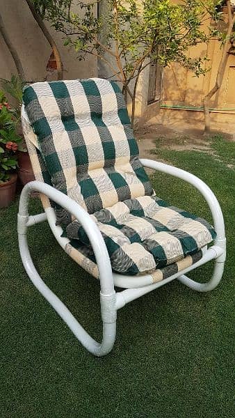 Anqa outdoor chairs(4 chairs+ table) 1