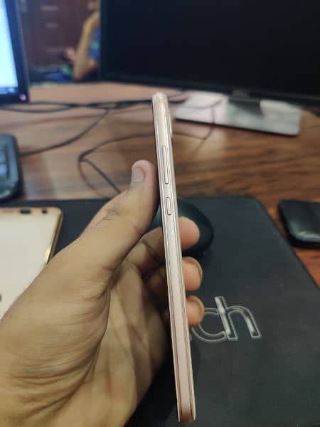 Huawei P20 lite Lush Condition 4