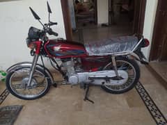 Honda 125(2018 model)Red color look like a new bike. . . O3O96881O7O