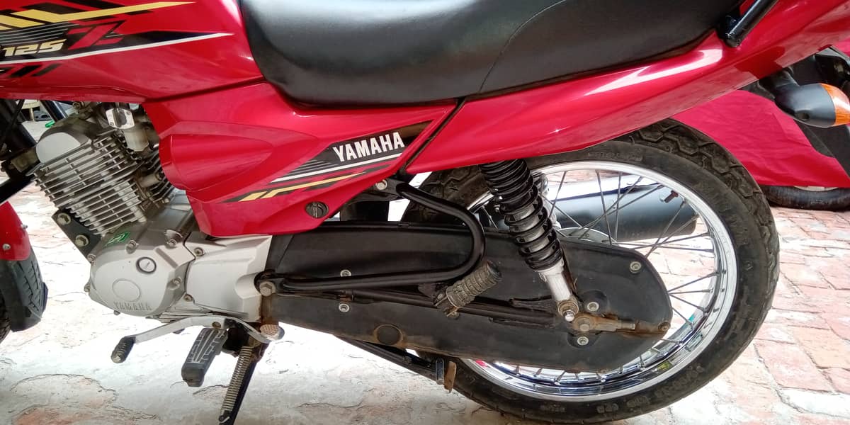 Yamaha YB 125Z 2022 2