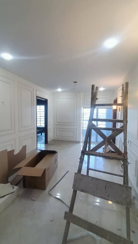 3 Bed DD Fully Renovated Flat Available For Sale In Gulistan E Jauhar 13