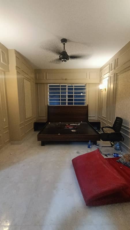 3 Bed DD Fully Renovated Flat Available For Sale In Gulistan E Jauhar 17