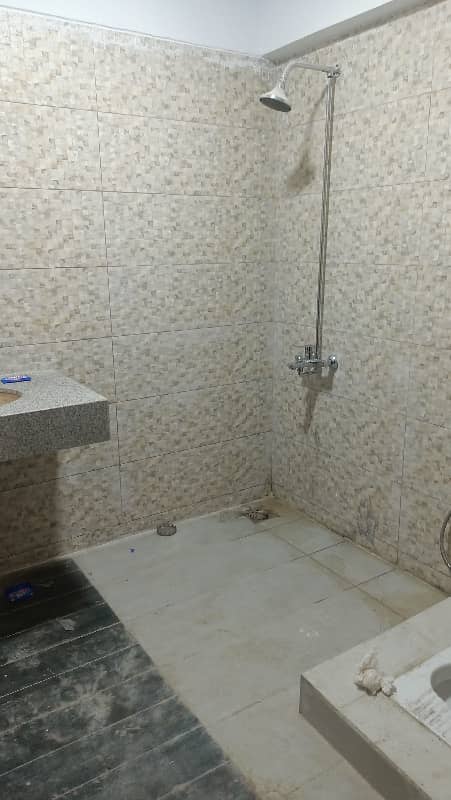 3 Bed DD Fully Renovated Flat Available For Sale In Gulistan E Jauhar 19