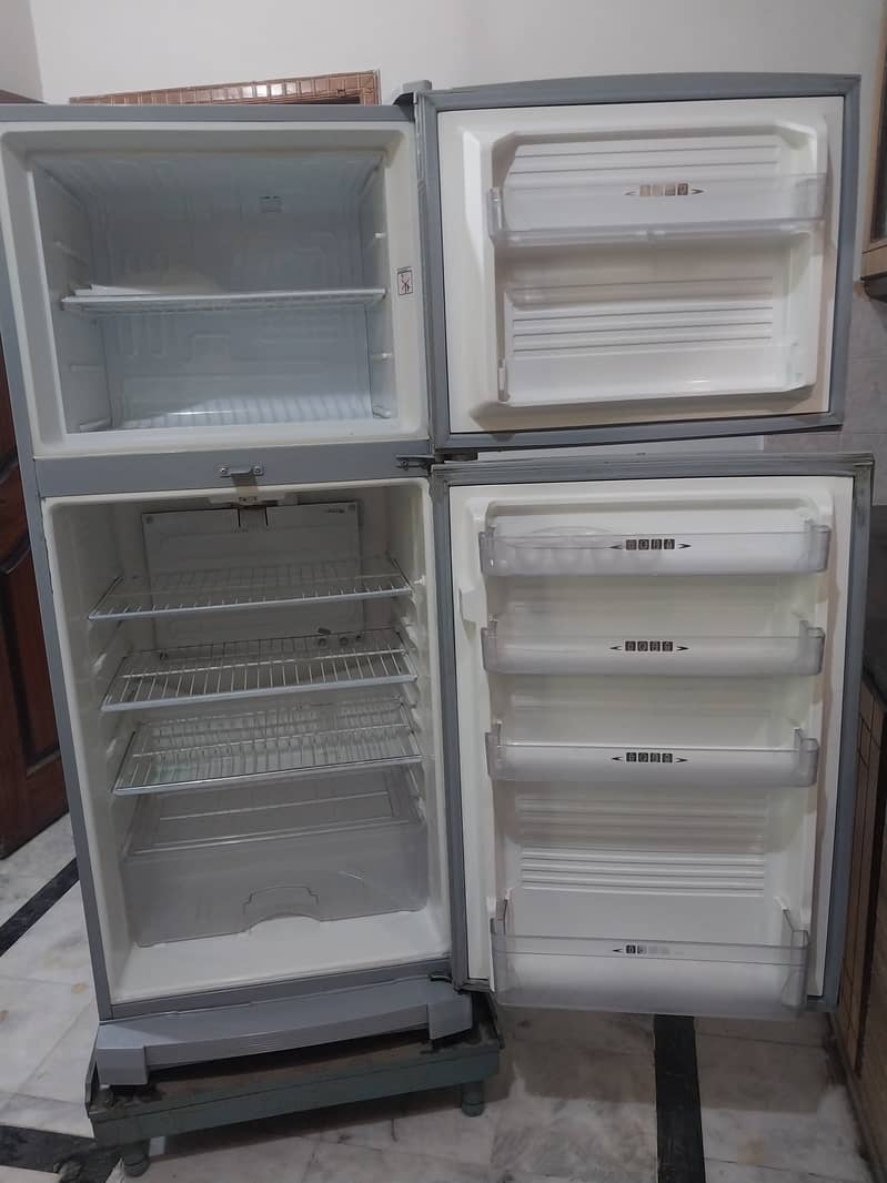 Refrigerator for sale 2