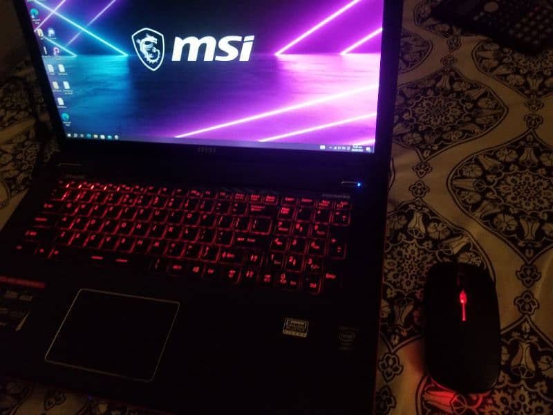 MSI qe70 2PE Apache Pro - Best Gaming Laptop + RGB Mouse 2