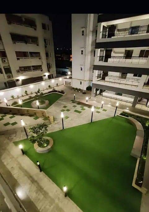 3 BED DRAWING DINNING BRAND NEW PARK FACING 1800 SQUARE FEET FLAT FOR SALE IN JAUHAR 1