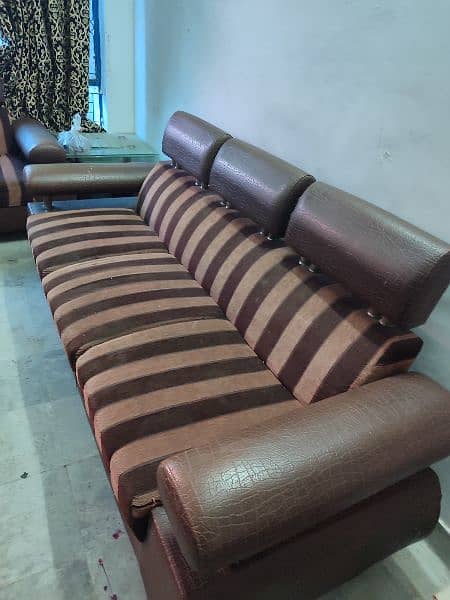 7 Seater sofa set/sofa set /3+2+1 +1 / centre table set/side tables 6