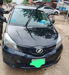 Toyota Vitz 2012