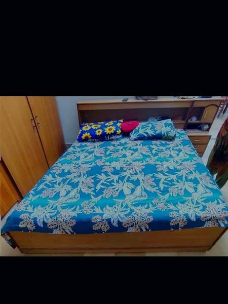 bedroom Set for sale(without mattress) 3