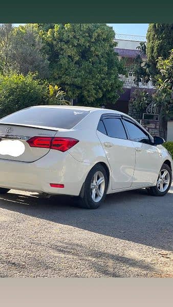 Toyota Corolla XLI 2015 10