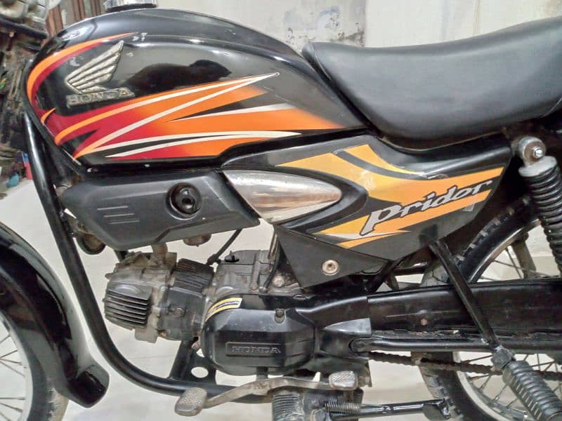 Honda pridor 100cc like new 2017 Model 2