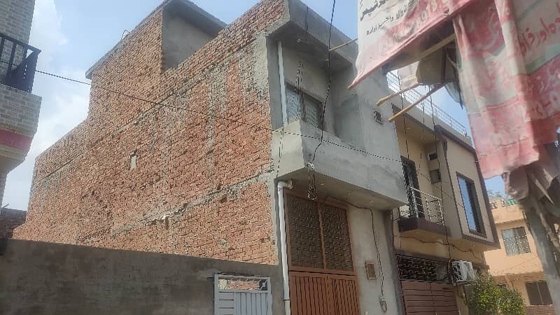 SHOUKAT TOWN 3 MARLA 15 FITT HOUSE FOR SALE NEAR TO MAIN ROAD IDEAL LOCATION 1