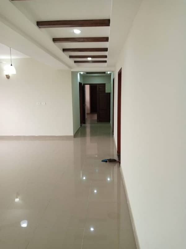 New Design Flat For Sale In Askari 11 Lahore. 7