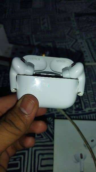 APPLE AIR PODS PRO 6