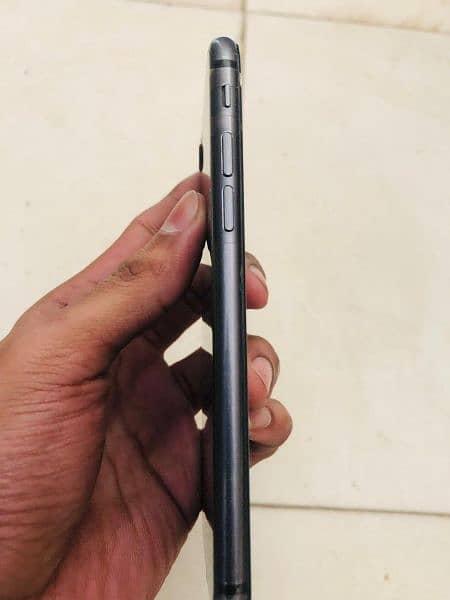 Iphone 8 (non-pta) 3