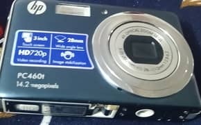 HP PC460t Digital Camera with battery and battery charger