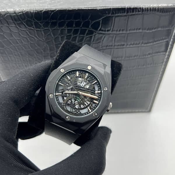 mens branded hublot watch 9