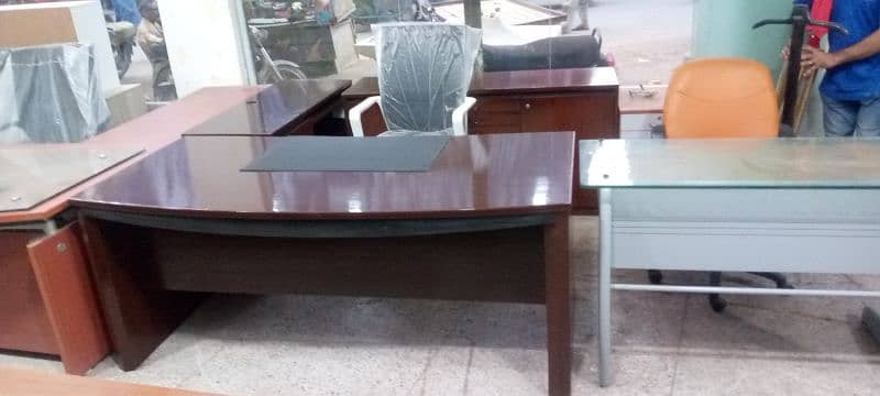 used office furnitures sale for karachi 18