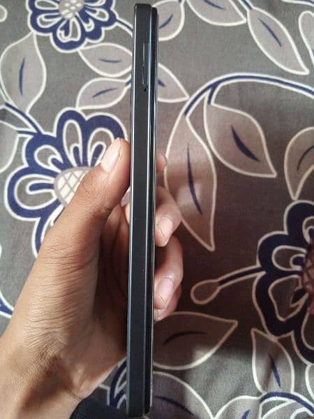 Itel p40 box pack phone new Condition 2