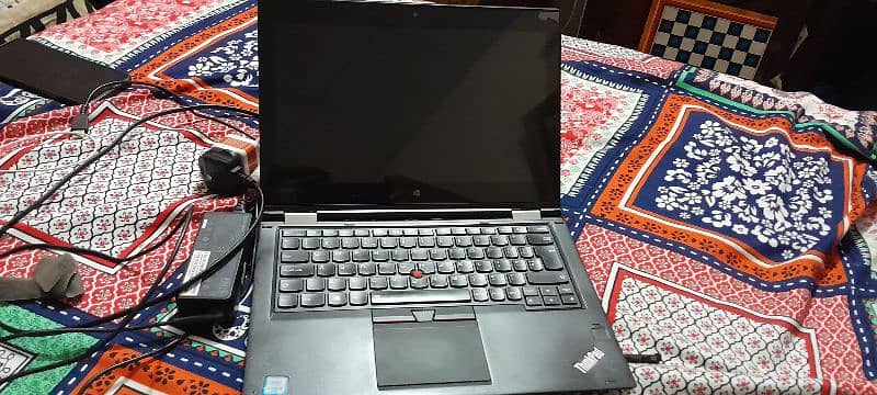 lenovo yoga 260 with touch and pen 0