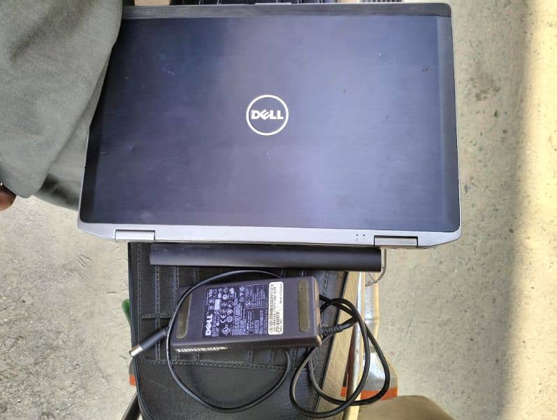 Dell. 1